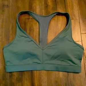 Victoria Sport Criss Cross Sports Bra
